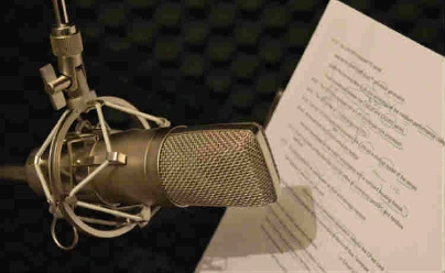 Sprachaufnahme im Tonstudio